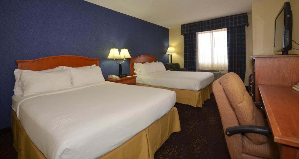 Hotel Ramada By Wyndham Santa Fe Esterno foto