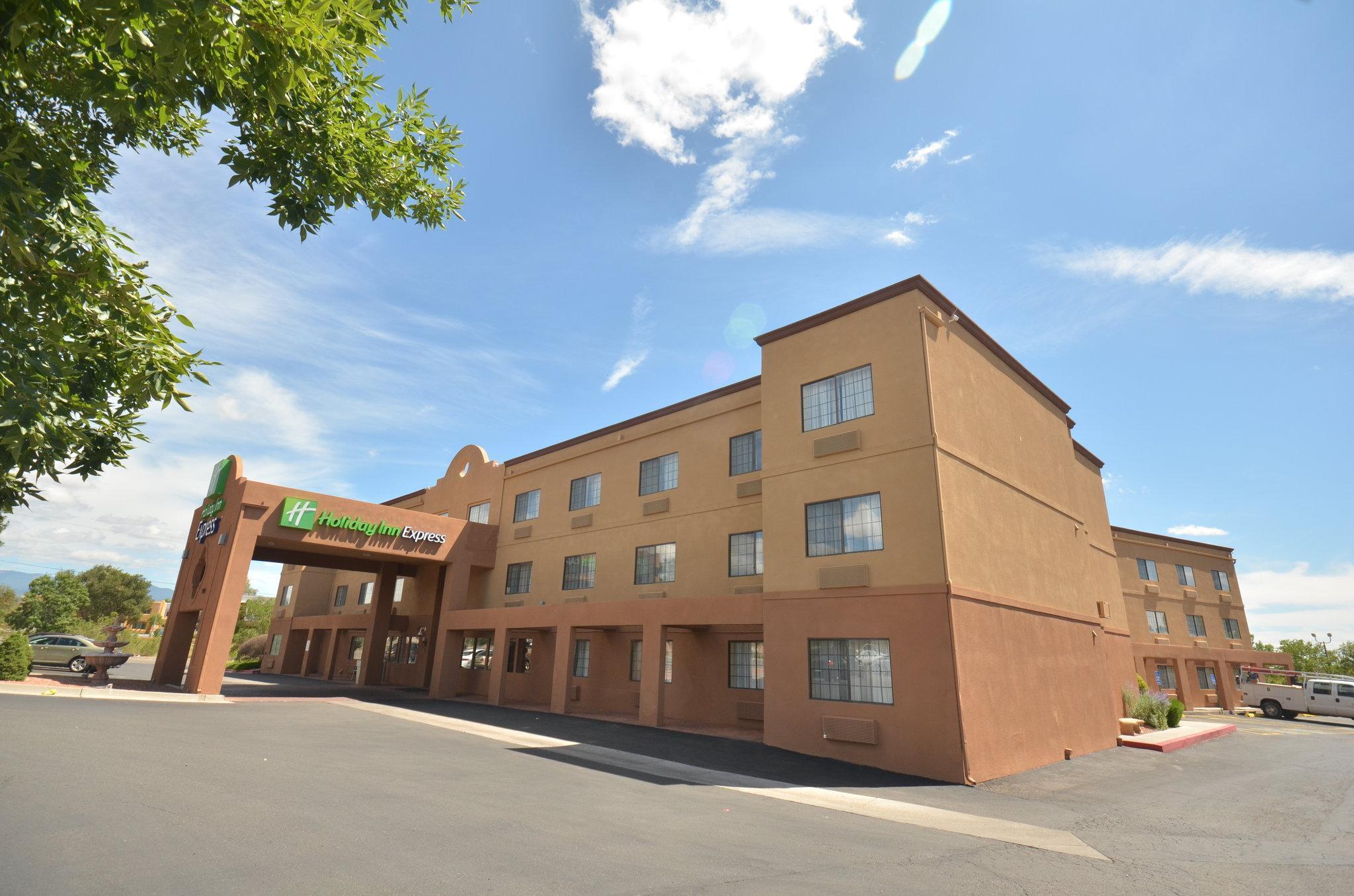 Hotel Ramada By Wyndham Santa Fe Esterno foto