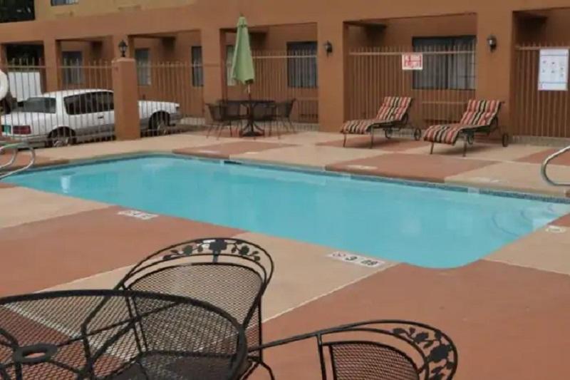 Hotel Ramada By Wyndham Santa Fe Esterno foto