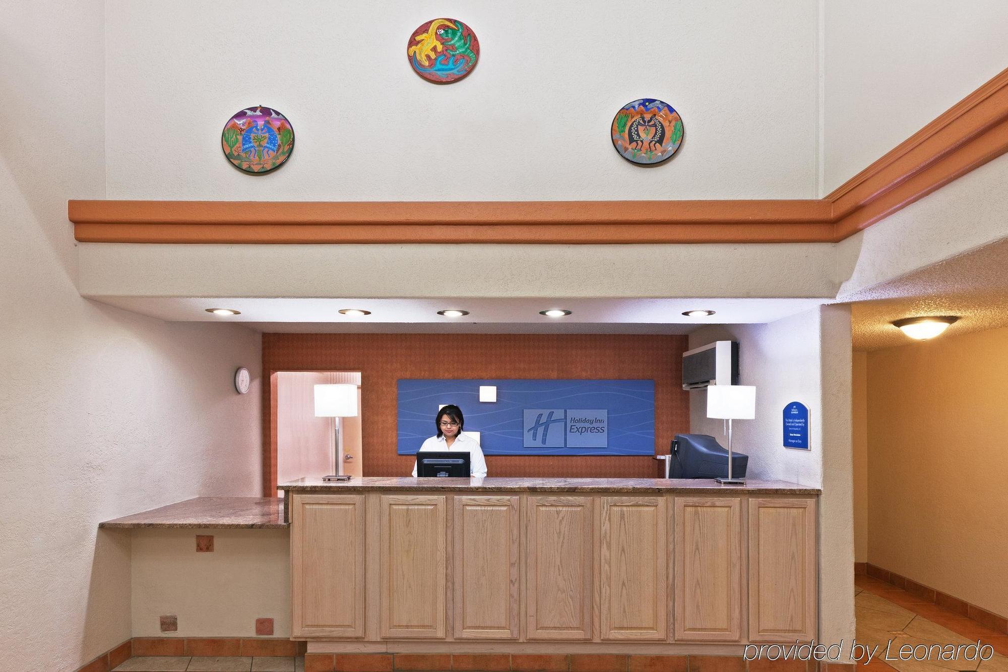 Hotel Ramada By Wyndham Santa Fe Interno foto