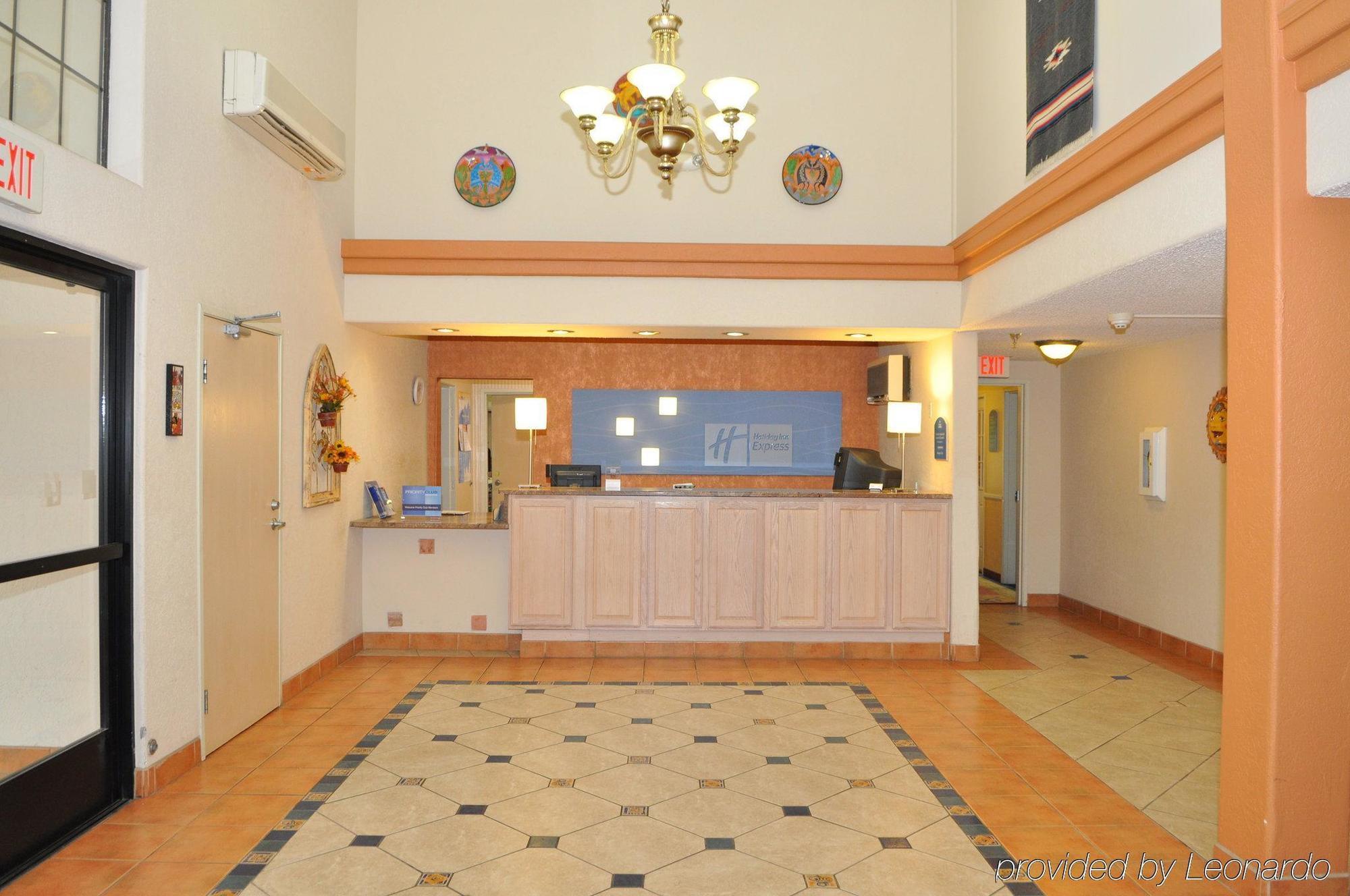 Hotel Ramada By Wyndham Santa Fe Interno foto